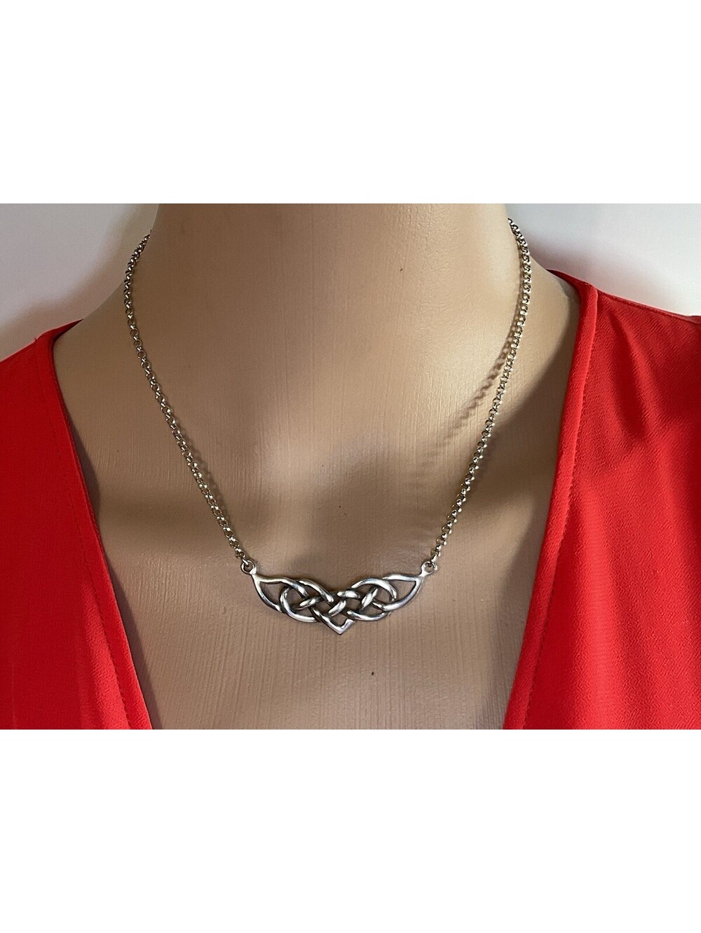 Sterling Silver Celtic Knot Necklace 18” GORGEOUS